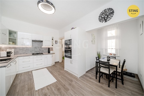 Prodej bytu 4+1, 97 m² - 0