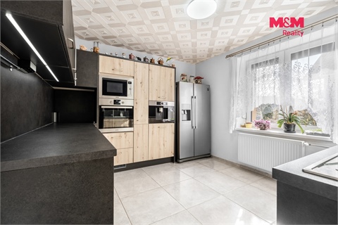 Prodej rodinného domu, 280 m² 20