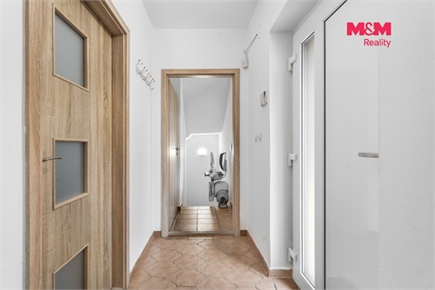 Prodej rodinného domu, 280 m² 14
