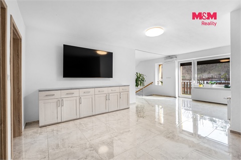 Prodej rodinného domu, 280 m² - 24