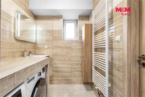 Prodej rodinného domu, 280 m² 22