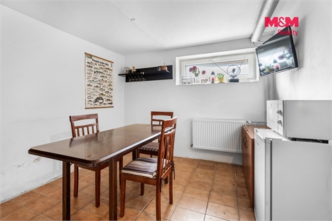 Prodej rodinného domu, 280 m² 12