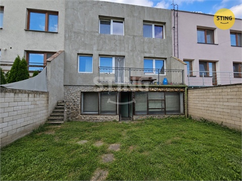 Prodej rodinného domu, 220 m² - 8