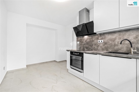 Prodej bytu 3+1, 65 m² 18