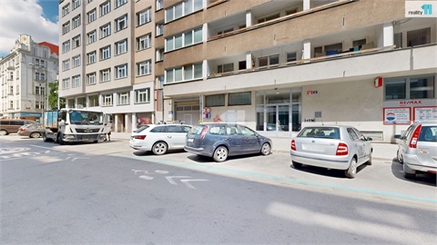 Prodej bytu 3kk, 80 m² - 18