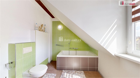 Prodej rodinného domu, 142 m² 10