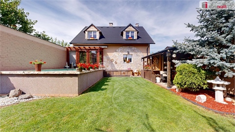 Prodej rodinného domu, 142 m² - 14
