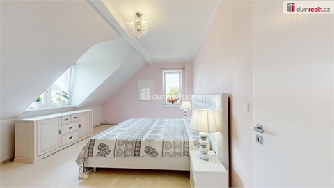 Prodej rodinného domu, 142 m² - 8