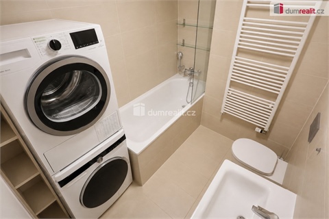 Pronájem bytu 1kk, 40 m² 10