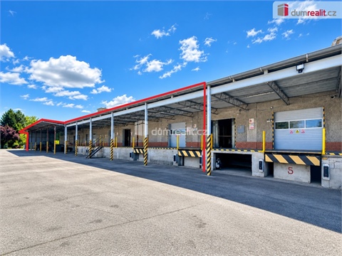 Pronájem skladu / haly, 800 m² - 2