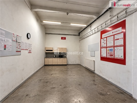 Pronájem skladu / haly, 800 m² 2