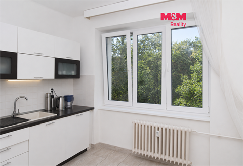 Prodej bytu 1+1, 38 m² 0