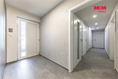 Prodej rodinného domu, 341 m² - 4