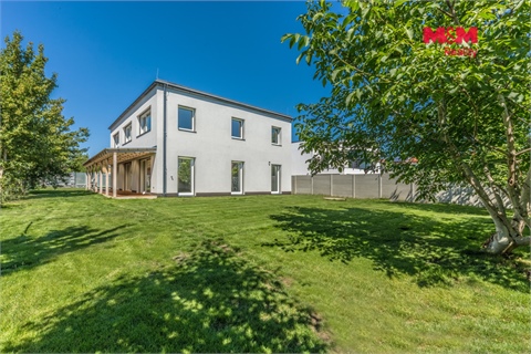 Prodej rodinného domu, 341 m² - 0