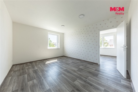 Prodej rodinného domu, 341 m² - 14