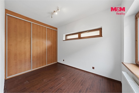 Prodej rodinného domu, 121 m² - 6