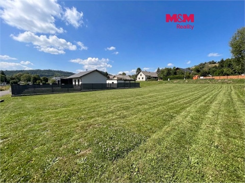 Prodej stavebního pozemku, 1 099 m² 0