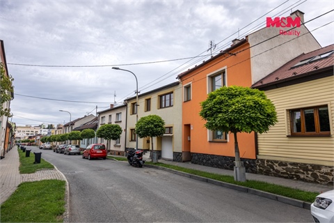Prodej rodinného domu, 239 m² - 2