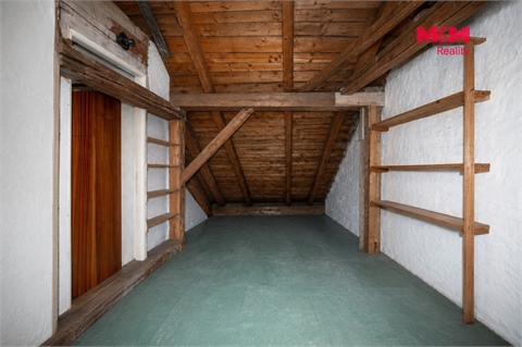 Prodej rodinného domu, 239 m² 16