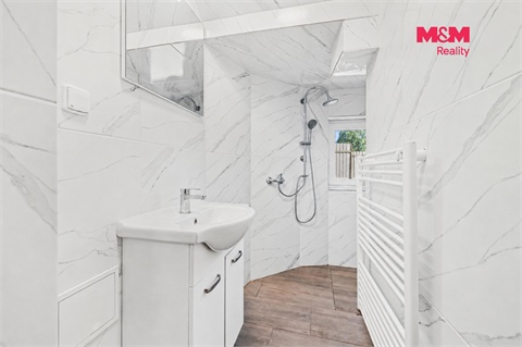 Prodej rodinného domu, 170 m² - 8
