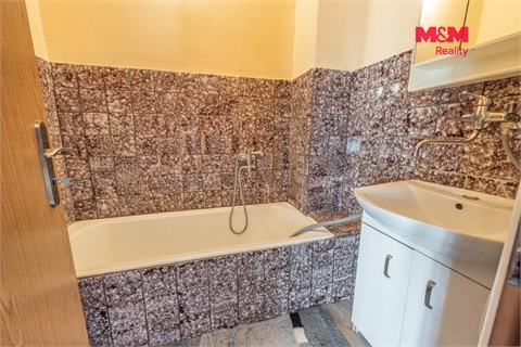 Prodej rodinného domu, 185 m² - 16