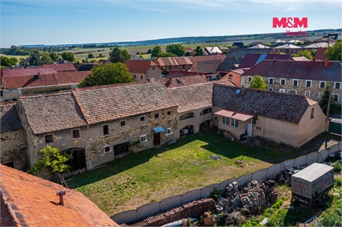Prodej rodinného domu, 400 m² - 12
