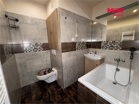 Pronájem bytu 1+1, 40 m² - 4