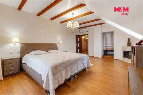 Prodej rodinného domu, 283 m² - 16