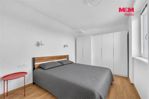 Pronájem bytu 2kk, 56 m² 2