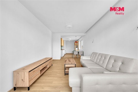 Pronájem bytu 2kk, 56 m² - 14