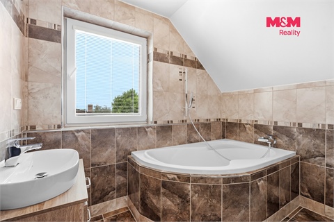 Prodej rodinného domu, 90 m² 12