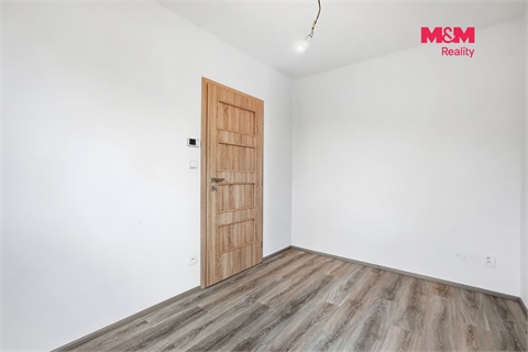 Prodej rodinného domu, 90 m² - 8