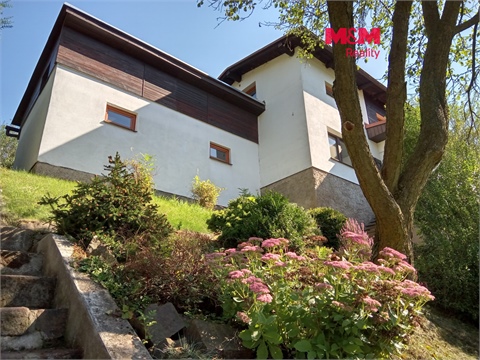 Prodej rodinného domu, 240 m² 0