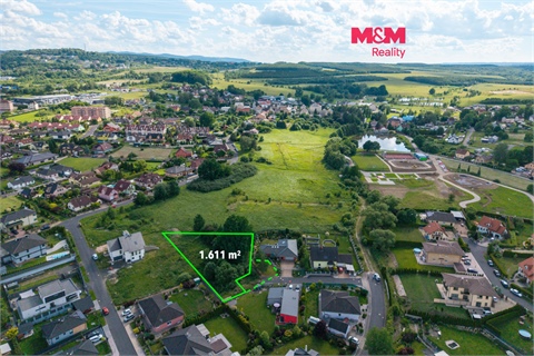 Prodej stavebního pozemku, 1 611 m² 0