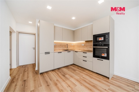 Prodej bytu 3kk, 66 m² - 0