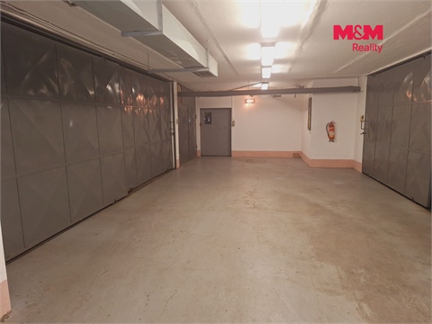 Pronájem garáže, 19 m² - 2