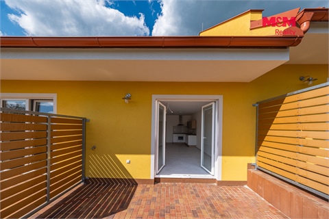 Pronájem bytu 1kk, 42 m² 14