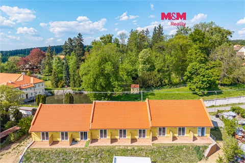 Pronájem bytu 1kk, 42 m² 0