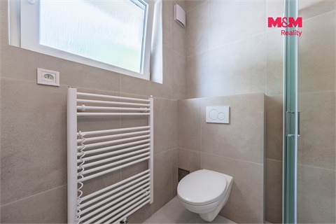Pronájem bytu 1kk, 42 m² - 10