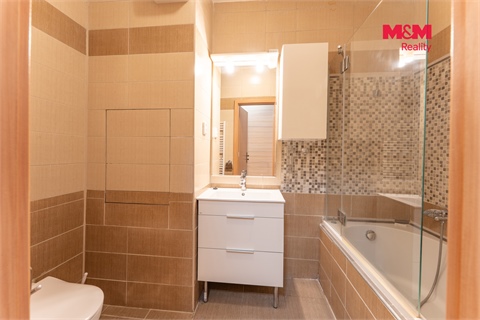 Prodej bytu 4kk, 100 m² - 14