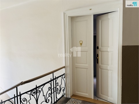 Pronájem bytu 1+1, 37 m² 10
