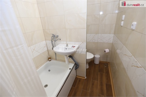 Pronájem bytu 1+1, 36 m² 12