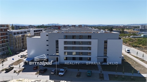 Pronájem bytu 1kk, 29 m² - 12