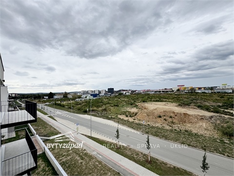 Pronájem bytu 1kk, 29 m² - 4
