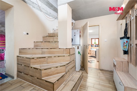 Prodej rodinného domu, 255 m² 16