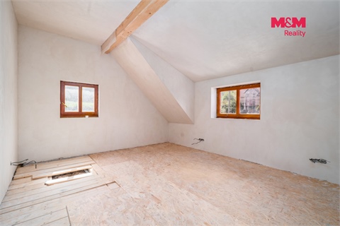 Prodej rodinného domu, 255 m² 18