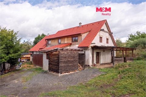 Prodej rodinného domu, 255 m² 0