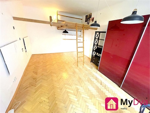 Prodej bytu 1+1, 29 m² - 2