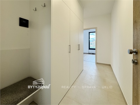 Pronájem bytu 2kk, 55 m² - 8