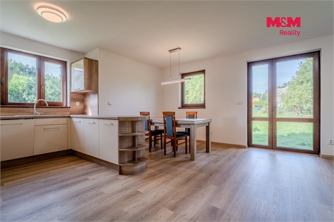 Prodej rodinného domu, 141 m² - 2